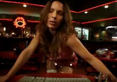Hollywood Tuna’s AmaTuna Moment – Nadine Velazquez’s Sexy Dance Video