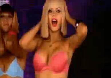 Hollywood Tuna’s AmaTuna Moment – Sophie Monk Push It