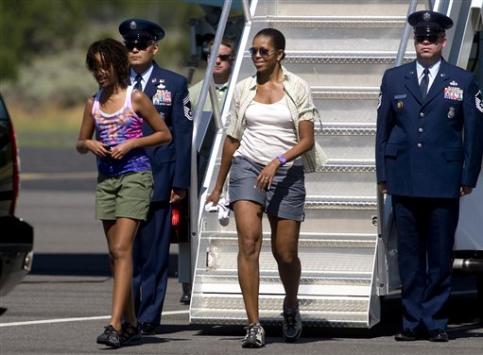 Celebrity Fashion Watch: Michelle Obama Shorts