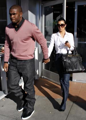 Spotted Together: Kim Kardashian and Reggie Bush!