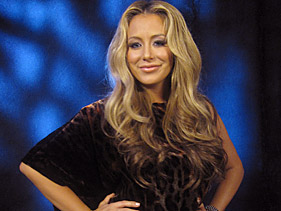 Aubrey O’Day Talks New Single, ‘Never Fallin’ ‘