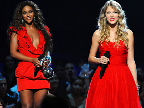 Beyonce Brings Taylor Swift On VMA Stage After Kanye West Rant