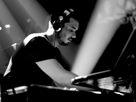 DJ AM To Be Buried Today: Report