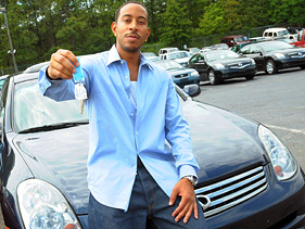 Ludacris Gives Away 20 Cars In Atlanta