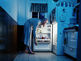 Midnight snacks: More fattening than you feared