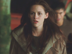 Twilighters React To ‘New Moon’ Trailer Unveiled At VMAs
