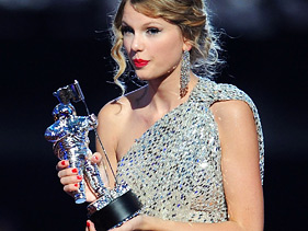 Taylor Swift Tells ‘The View’ Kanye West Hasn’t Contacted Her