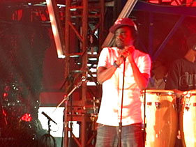 Wale Welcomes Surprise Guests At VMA Rehearsals