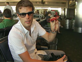 3OH!3 Pack The Essentials For The Video Music Awards