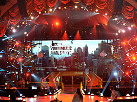 VMA Venue Comes To Life: Inside Radio City Music Hall