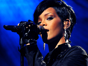 Rihanna Recruits The-Dream, Young Jeezy For ‘Hard’