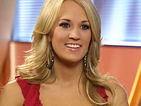 Carrie Underwood Says ‘Blondes Gotta Stick Together’ In Country Music