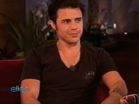 Kris Allen Talks Adam Lambert, Touring, Marriage On ‘Ellen’