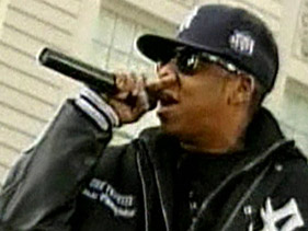 Jay-Z Performs ‘Empire State Of Mind’ At Yankees Parade