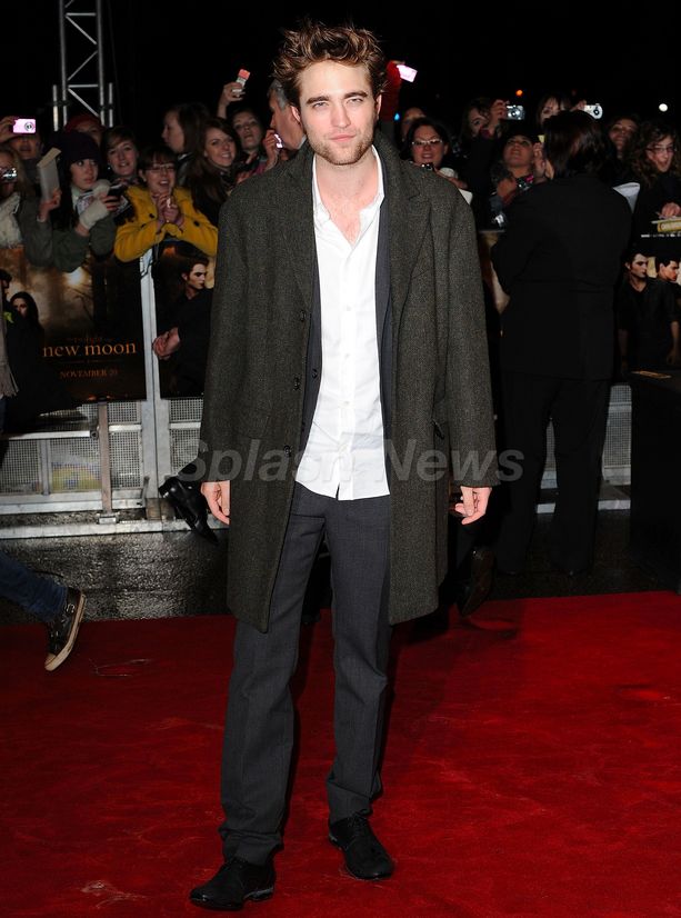 Robert Pattinson Still In Awe Of ‘Twilight’ Virus