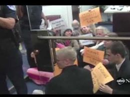 Lieberman 9 arrested in his Senate office: Inside video