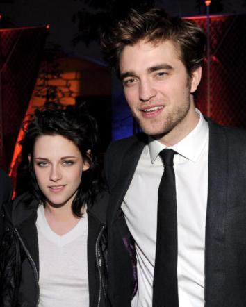 Robert Pattinson Can’t Wait for New Moon Opening, Reaction