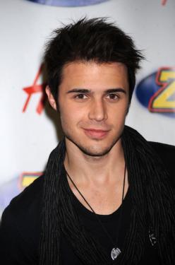 Public is Seeing the Real Adam Lambert, Kris Allen Says