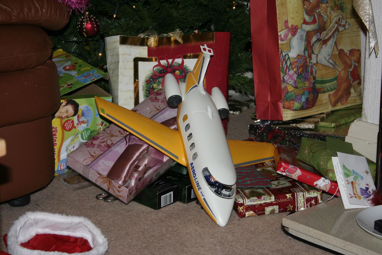 Give Us Your Best Holiday Travel Horror Stories