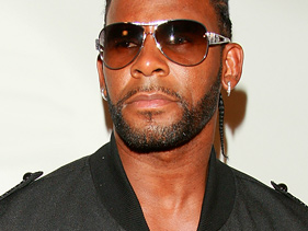 R. Kelly To Pen Tell-All Autobiography