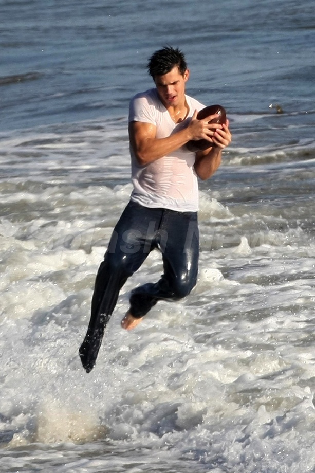 Taylor Lautner Super-Hero Strong