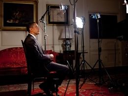 Obama turns up heat over ruling on campaign spending