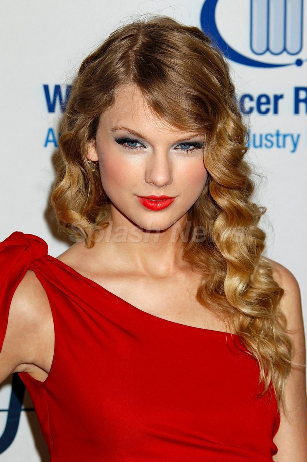 Taylor Swift Is ‘Unforgettable’