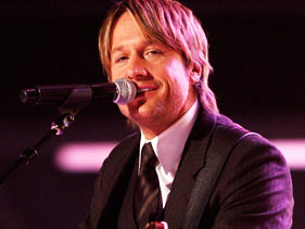 Keith Urban, Sheryl Crow, Kid Rock’s ‘Lean On Me’: The Story Behind The Cover