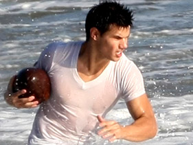 Taylor Lautner Suiting Up For Super Bowl Celebrity Football Game
