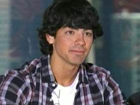 Joe Jonas, Neil Patrick Harris Size Up Texas Talent On ‘American Idol’
