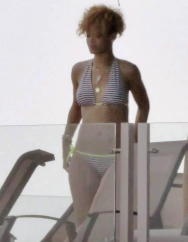 Rihanna Bikini Pictures