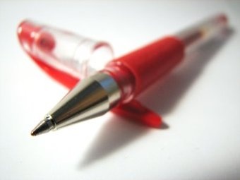 Knopf Editor Makes Great Case for Editors in Poorly Written Post About Needing Editors [Fuckups]