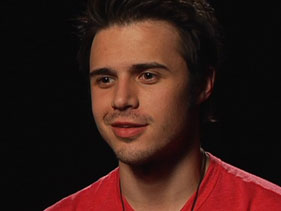 Kris Allen Sings ‘Let It Be’ On ‘American Idol’ For Haiti