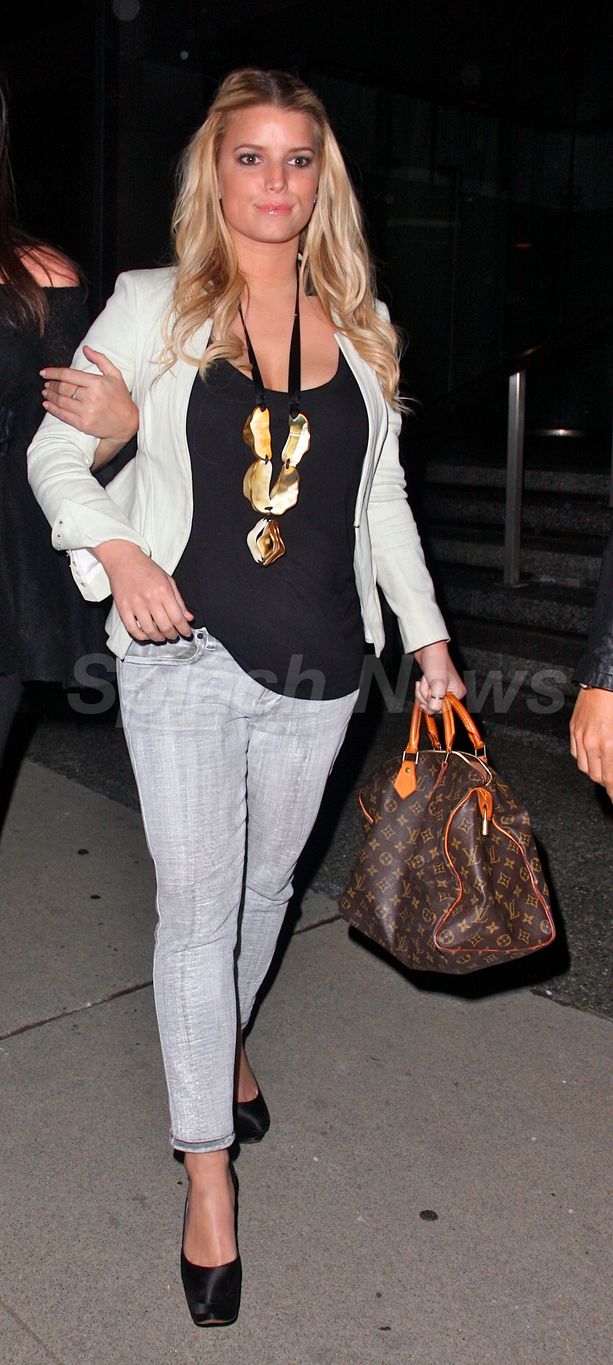Jessica Simpson & Dane Cook Back On?