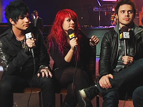 Kris Allen, Adam Lambert And Allison Iraheta Reunite Onstage In NYC
