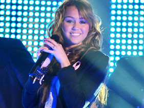 Miley Cyrus, Jonas Brothers Lead Kids’ Choice Awards Nominees