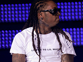 Lil Wayne Opens Twitter Account, Shouts Out Justin Bieber
