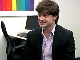 Daniel Radcliffe Is ‘Hypnotized’ By Olympic Curling
