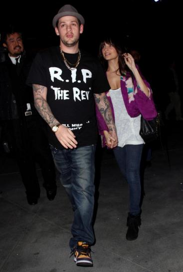 Nicole Richie and Joel Madden: Engaged!