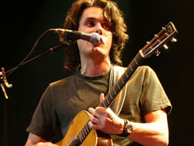 John Mayer Thanks Fans For ‘Believing’ In Him At NYC Concert