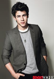 Nick Jonas Looks Cute, Dishes on Solo Career