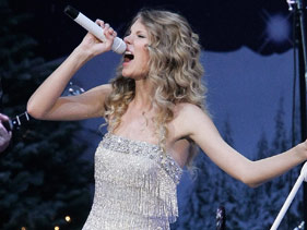 Taylor Swift’s ‘Fearless’ Video A Love Letter To Her Fans