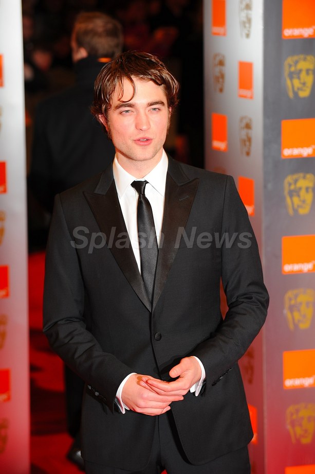 Robert Pattinson’s New Hair Shines At The BAFTAs