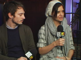 Katie Holmes, Elijah Wood Call Larry ‘Pants On The Ground’ Platt ‘Amazing’
