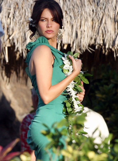 Sofia Vergara’s Killer Side Booty Shots