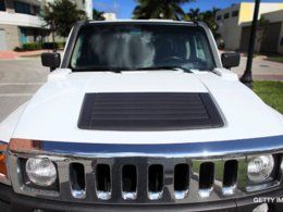 GM’s Hummer running out of gas