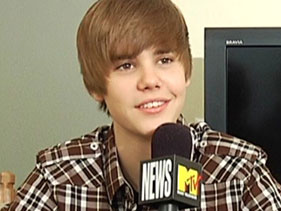 Justin Bieber Thinks Aziz Ansari’s ‘Baby’ Parody Is ‘Hilarious’