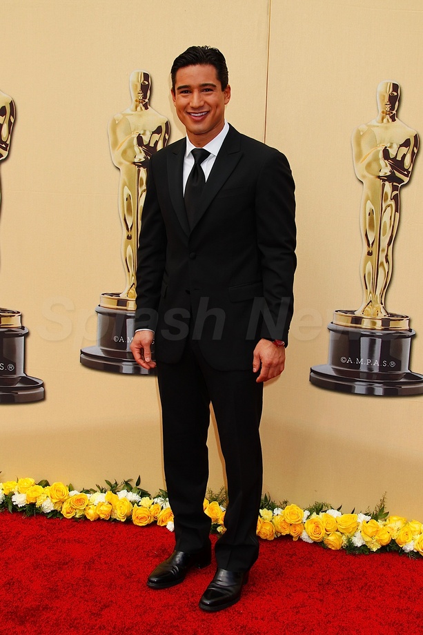 OSCARS 2010: Mario Lopez