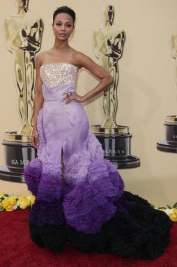 Zoe Saldana Earns Academy Award for Worst Dressed
