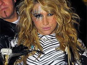 Ke$ha Slams Britney Spears For Lip-Synching